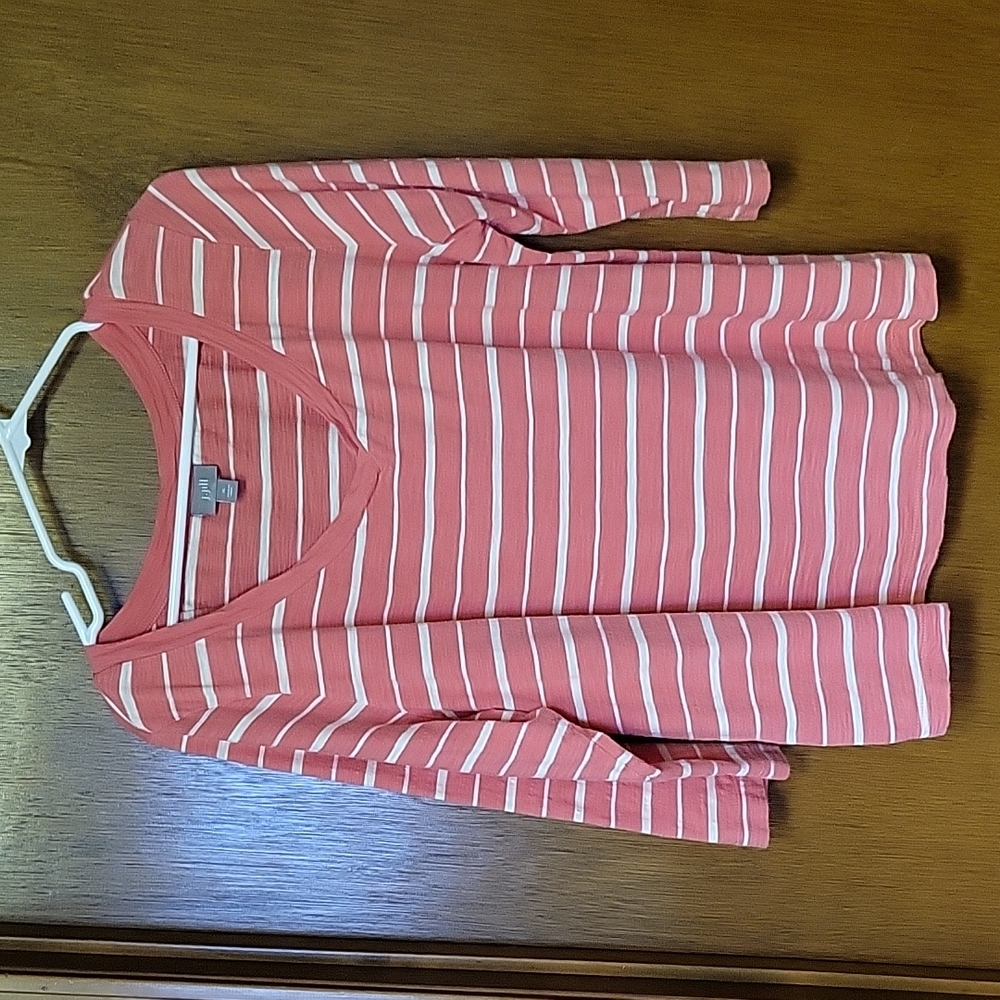 Jjill orange and white top
